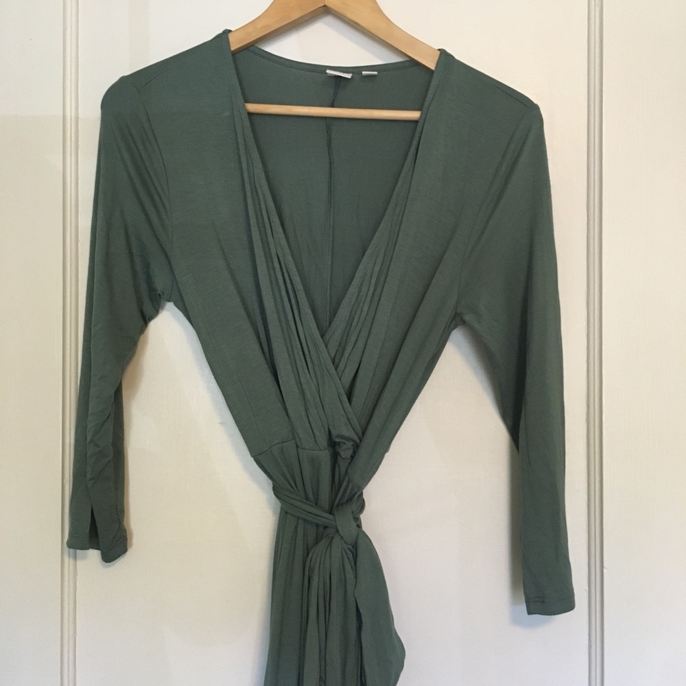 GAP District Green 3/4 Wrap Midi Dress